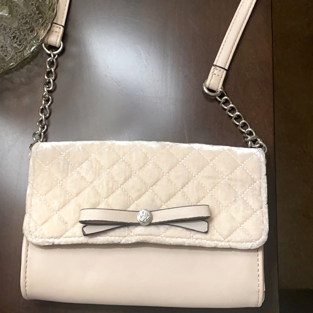 Nine West wallet
